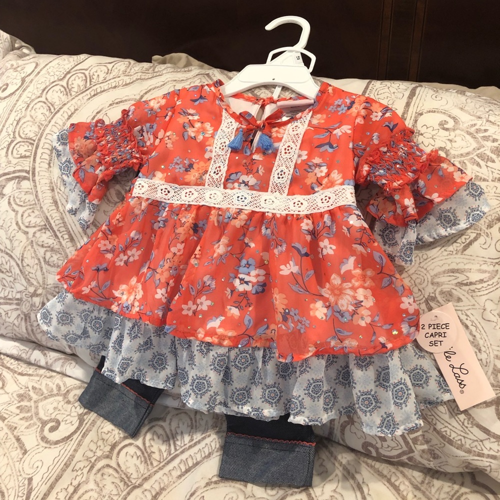 Two piece set